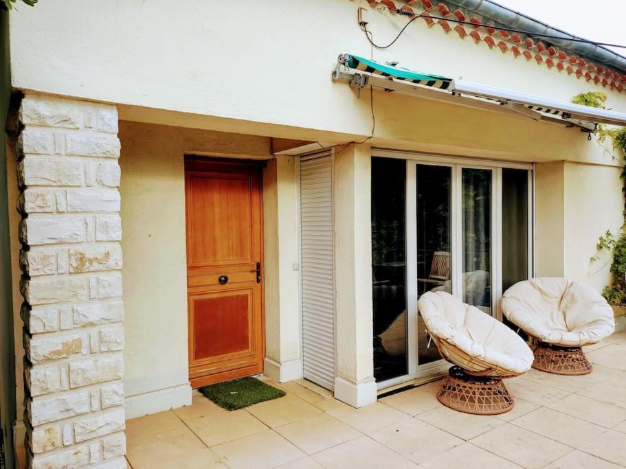 Prive - Terrasse, Parking, Wifi Appartement