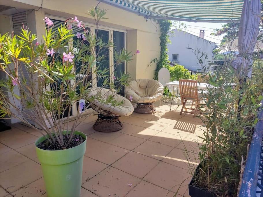 Appartement Prive - Terrasse, Parking, Wifi