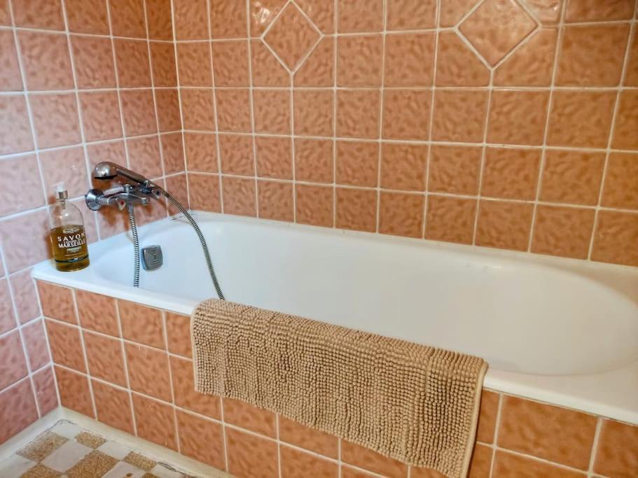Appartement Prive - Terrasse, Parking, Wifi Aix-en-Provence